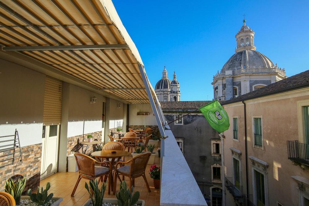 Casa Provenza Hotel Катания Екстериор снимка