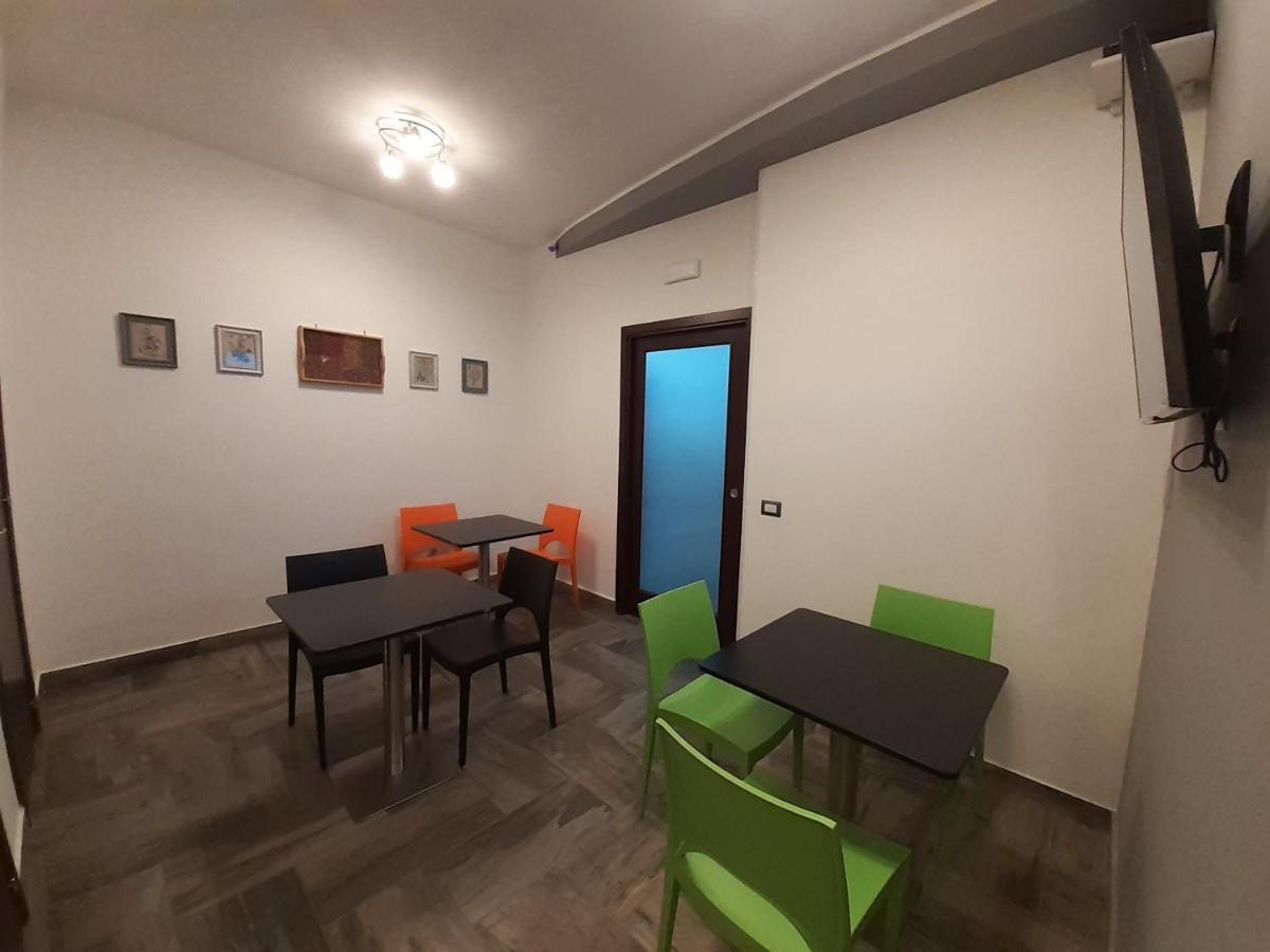 Casa Provenza Hotel Катания Екстериор снимка