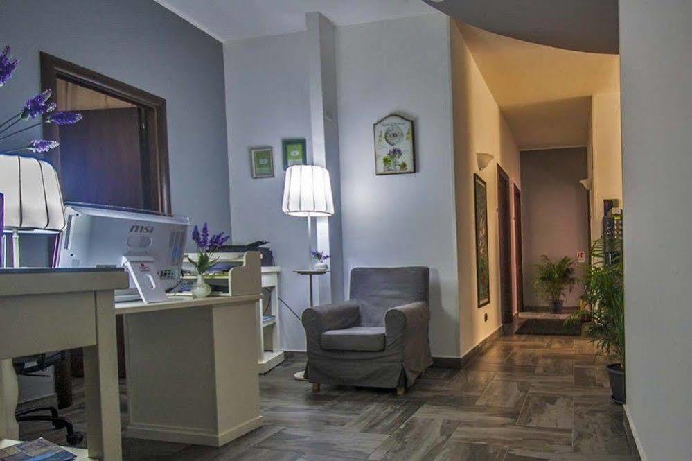 Casa Provenza Hotel Катания Екстериор снимка